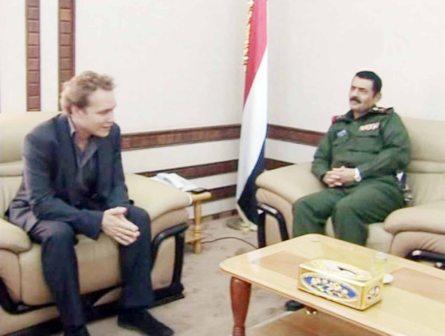 الزوعري لدى لقائه أمس مدير منظمة أطباء بلا حدود في اليمن